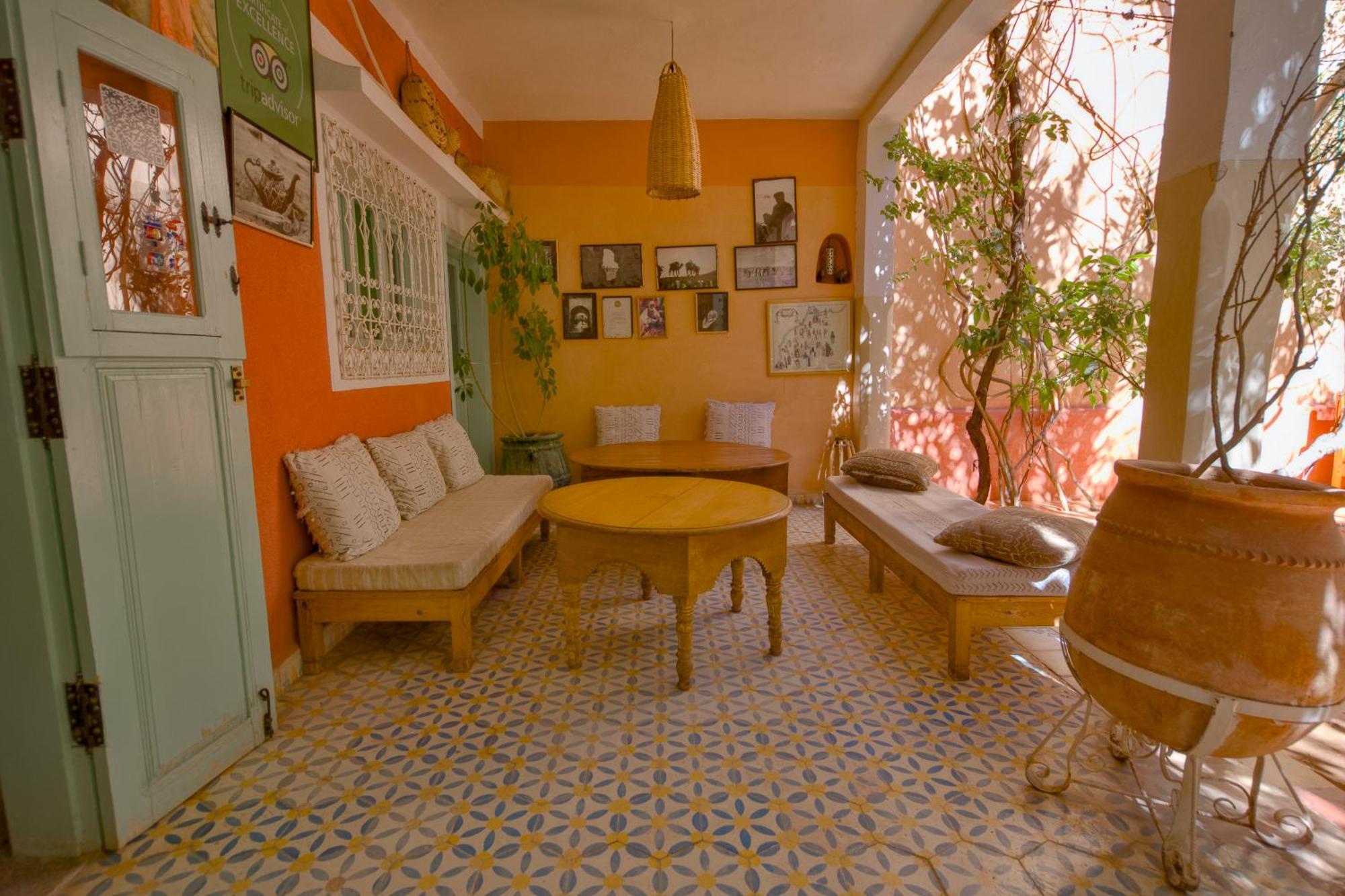 Maison D'Hotes Dar Farhana Tajda Exteriör bild