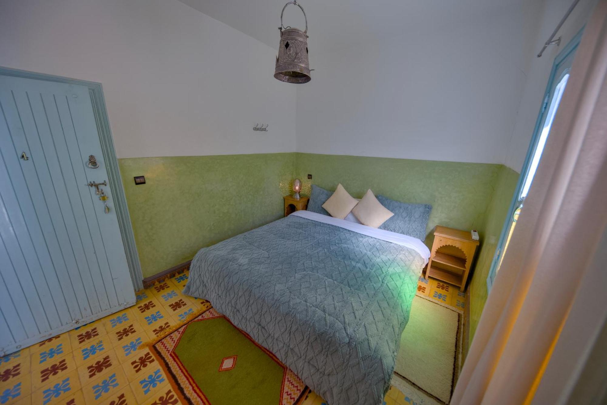 Maison D'Hotes Dar Farhana Tajda Exteriör bild