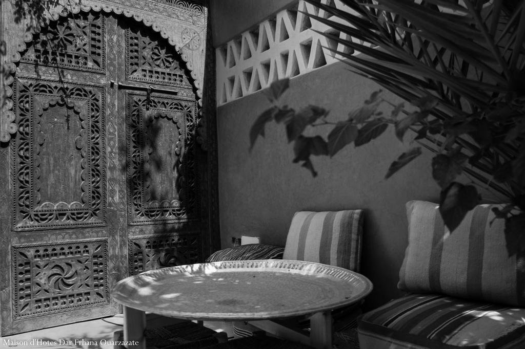 Maison D'Hotes Dar Farhana Tajda Exteriör bild